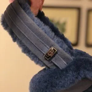 小物 UGG WIRED EARMUFFS Wired Sheepskin Earmuffs by UGG - 103,95 €